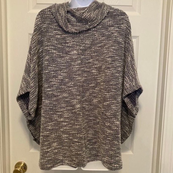 Dress Barn Sunday - Poncho -  Blue -  Size Small - Picture 2 of 9